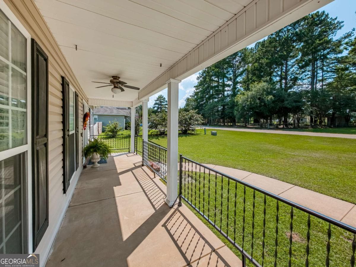 4 bedroom, 2 bathroom, 2,311 sq ft single family residence for sale at 1407 Red Fox Trail, Tifton, GA 31793 — photo 7
