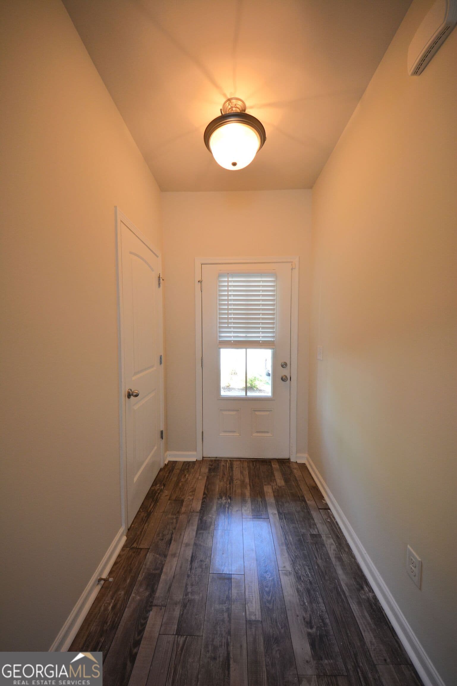 3 bedroom, 2.5 bathroom, 1,454 sq ft townhouse for sale at 1955 Old Dogwood, Jonesboro, GA 30238 — photo 7