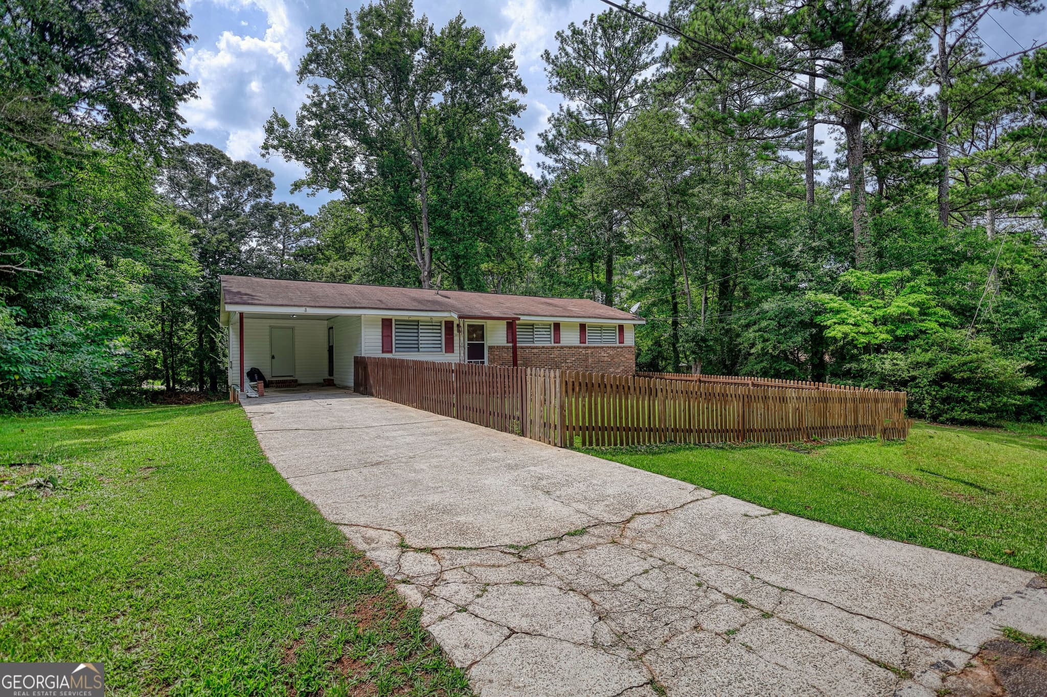 3 bedroom, 1 bathroom, 1,008 sq ft single family residence for sale at 3075 Sunset Road, Conyers, GA 30094 — photo 5