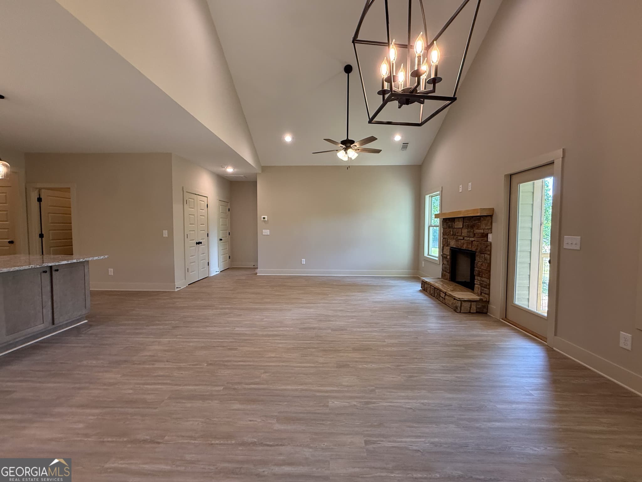3 bedroom, 2 bathroom, 1,685 sq ft single family residence for sale at 365 Hunts Ridge Drive, Cleveland, GA 30528 — photo 10
