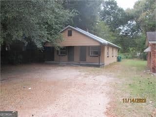 multi family,duplex for sale at 825 Cotton Avenue, Albany, GA 31701 — photo 2