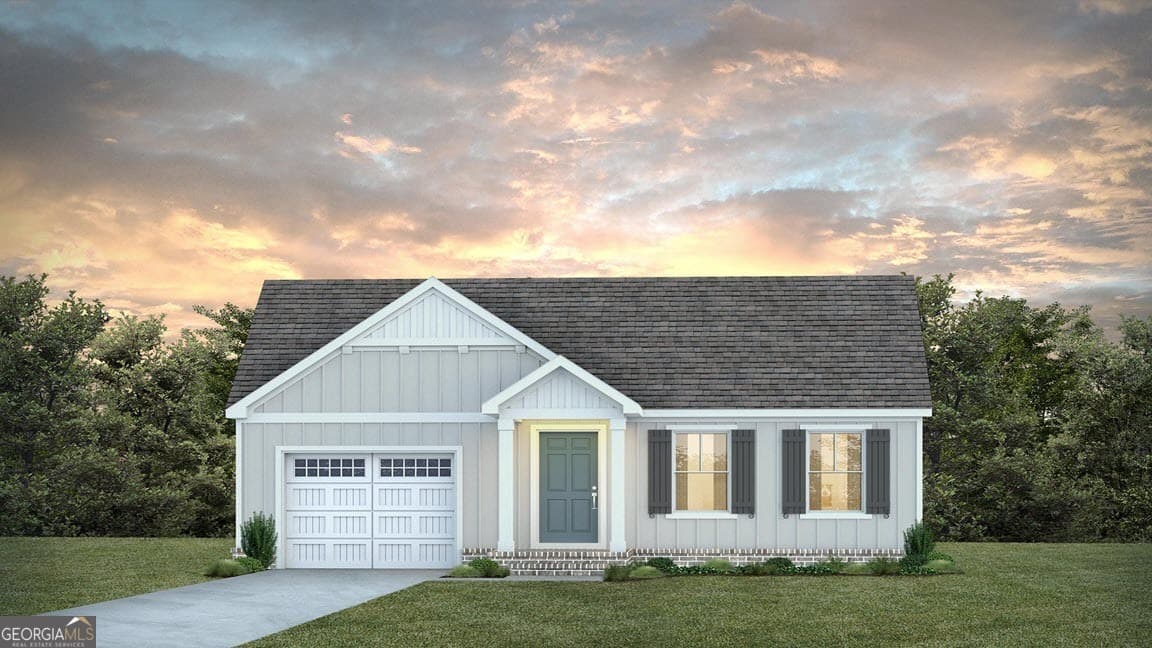3 bedroom, 2 bathroom, 1,818 sq ft single family residence for sale at 141 Chinaberry Street, Pine Mountain, GA 31822