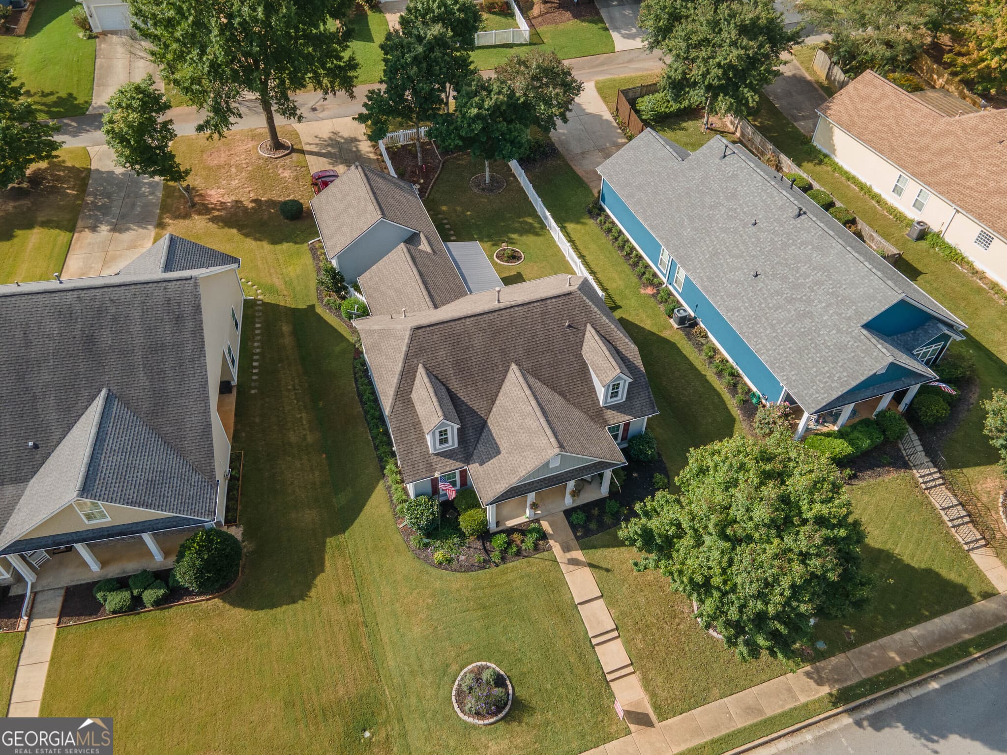 3 bedroom, 2 bathroom, 1,632 sq ft single family residence for sale at 34 Tapestry Lane, Newnan, GA 30265 — photo 3