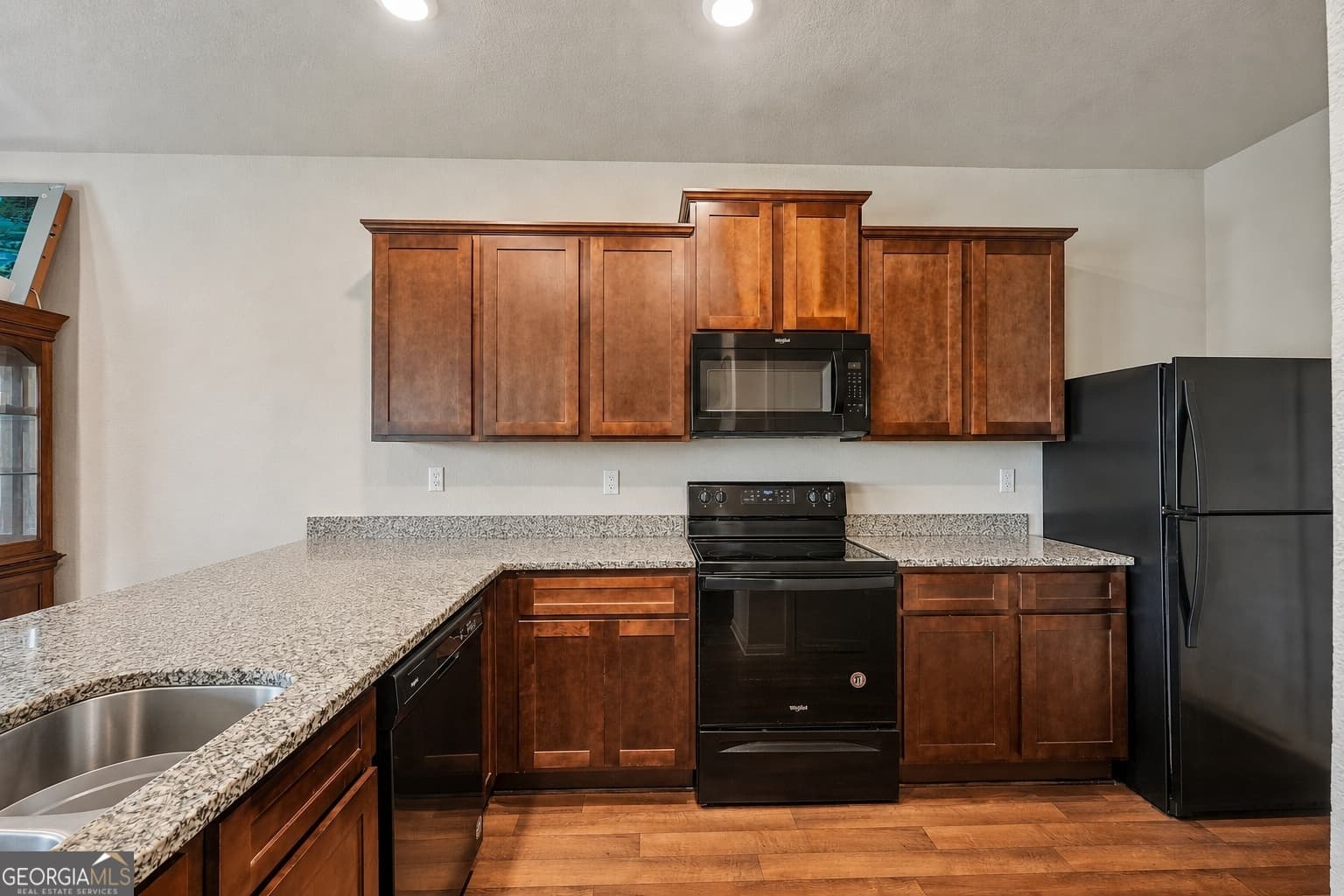 3 bedroom, 2.5 bathroom, 1,692 sq ft single family residence for sale at 10933 Wheeler Trace, Hampton, GA 30228 — photo 9