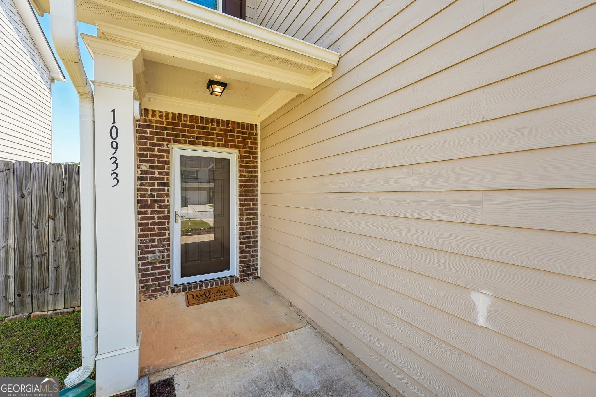 3 bedroom, 2.5 bathroom, 1,692 sq ft single family residence for sale at 10933 Wheeler Trace, Hampton, GA 30228 — photo 4
