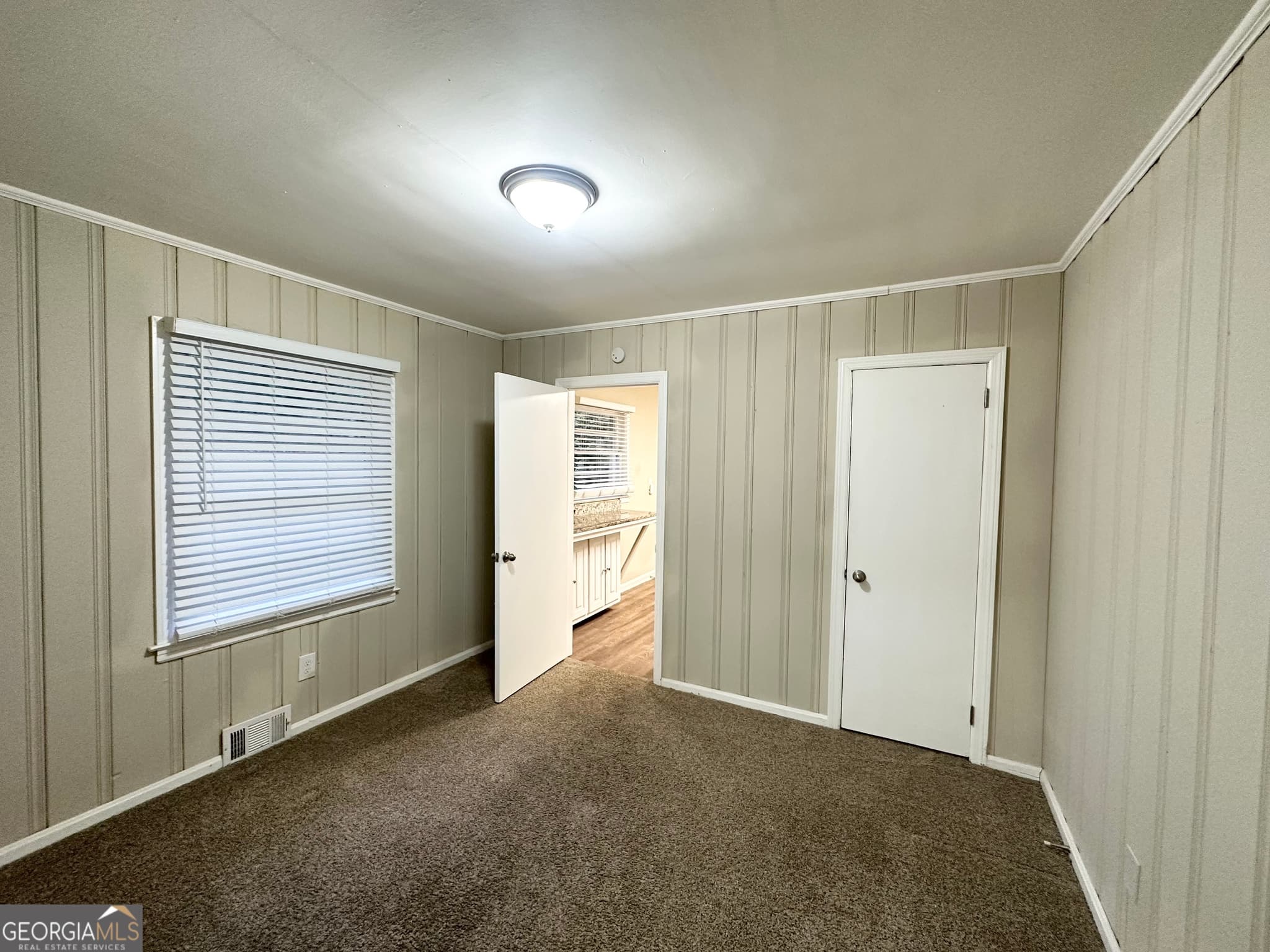 3 bedroom, 2 bathroom, 1,139 sq ft single family residence for sale at 2634 Rockcliff Road, Atlanta, GA 30316 — photo 7