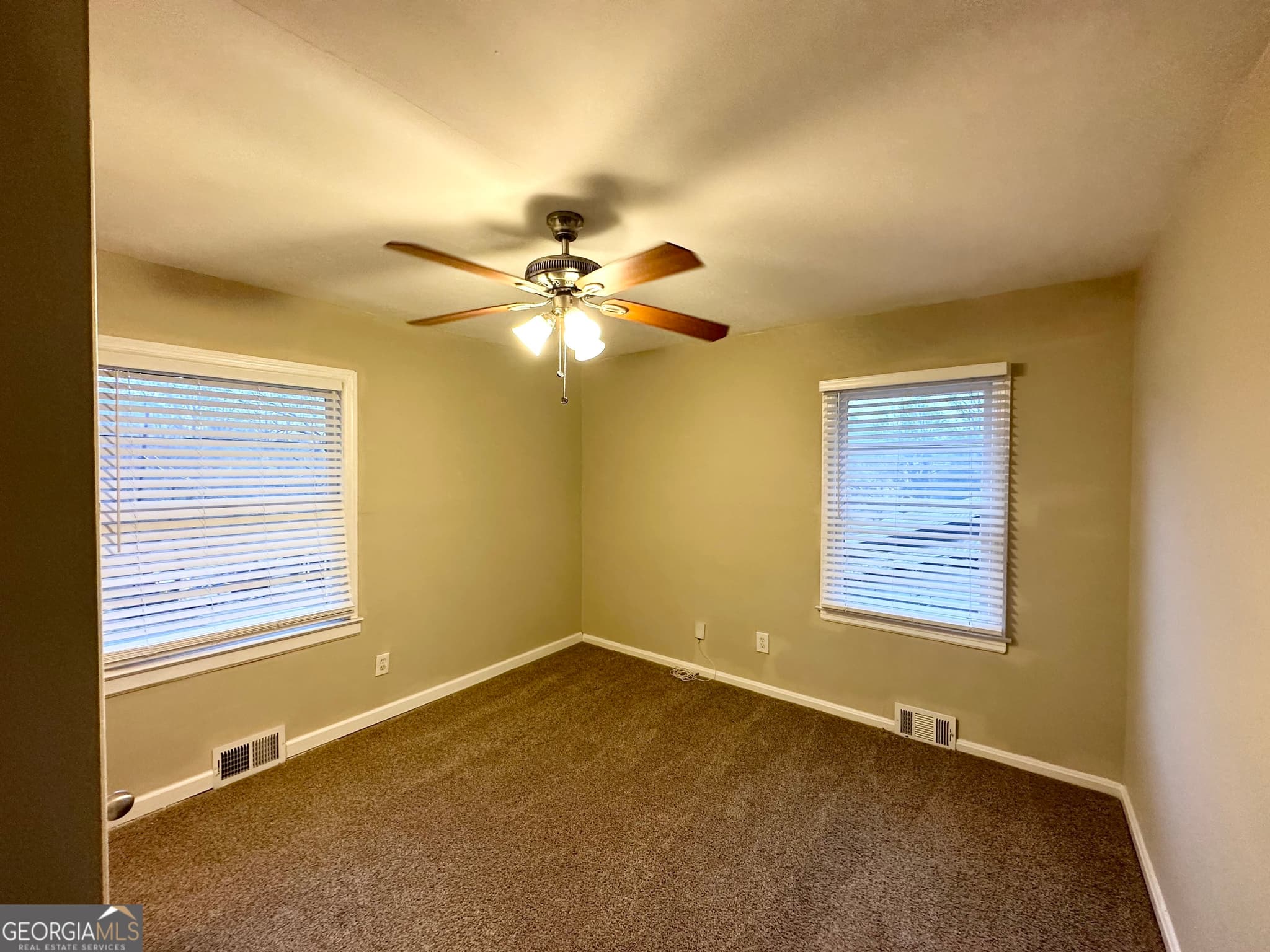 3 bedroom, 2 bathroom, 1,139 sq ft single family residence for sale at 2634 Rockcliff Road, Atlanta, GA 30316 — photo 10