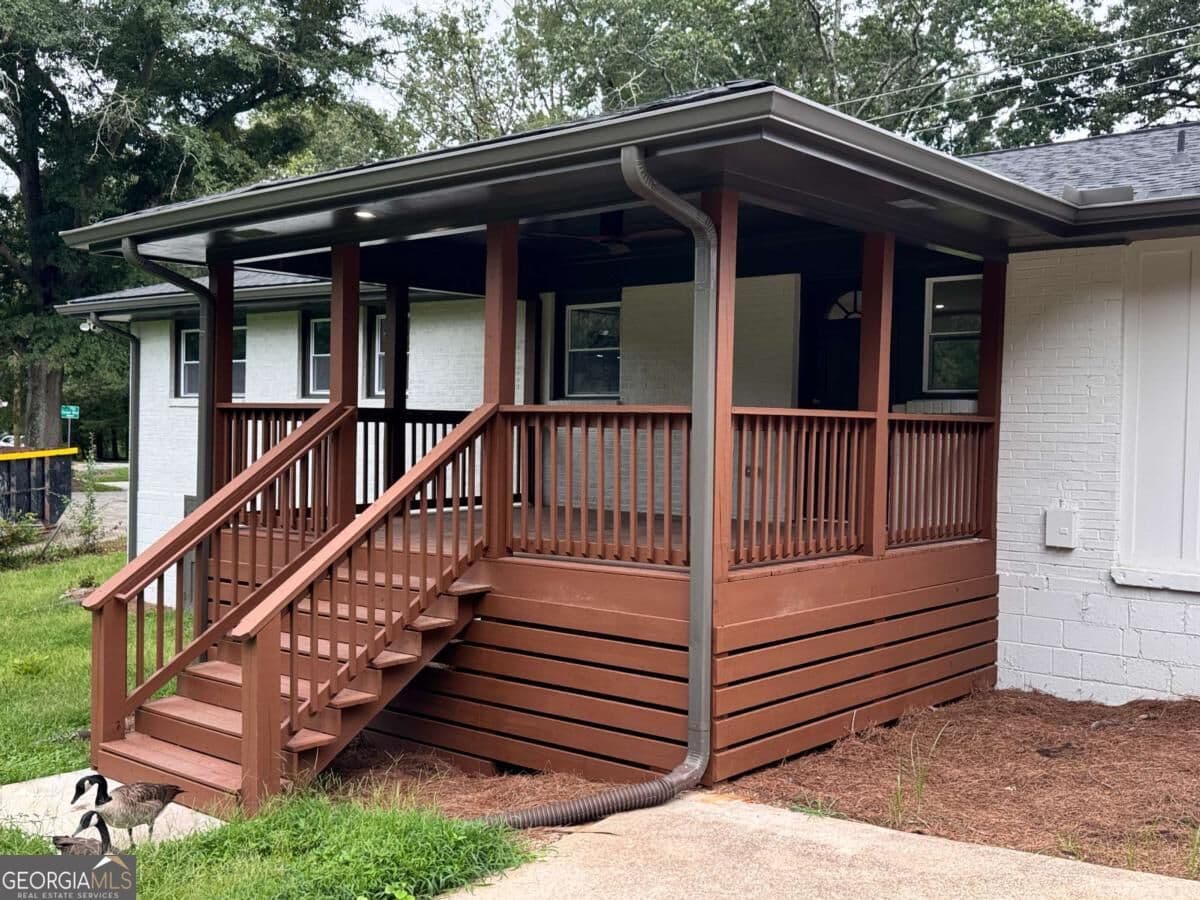 4 bedroom, 2 bathroom, 1,512 sq ft single family residence for sale at 5981 Pisgah Road, Mableton, GA 30126 — photo 3