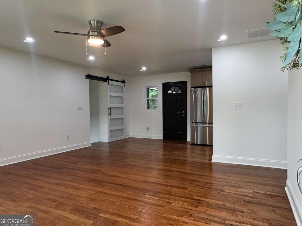4 bedroom, 2 bathroom, 1,512 sq ft single family residence for sale at 5981 Pisgah Road, Mableton, GA 30126 — photo 4