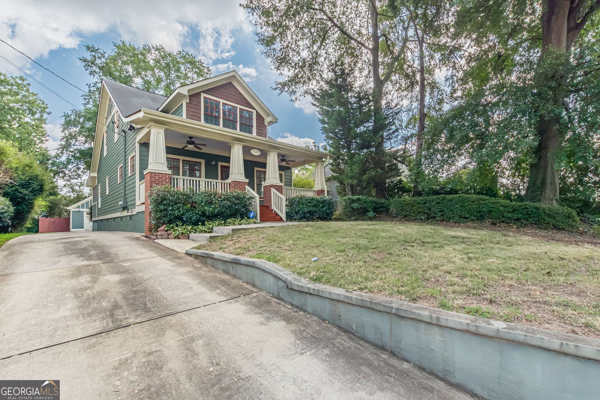 4 bedroom, 3 bathroom, 2,152 sq ft single family residence for sale at 3368 Harrison Road, East Point, GA 30344 — photo 4