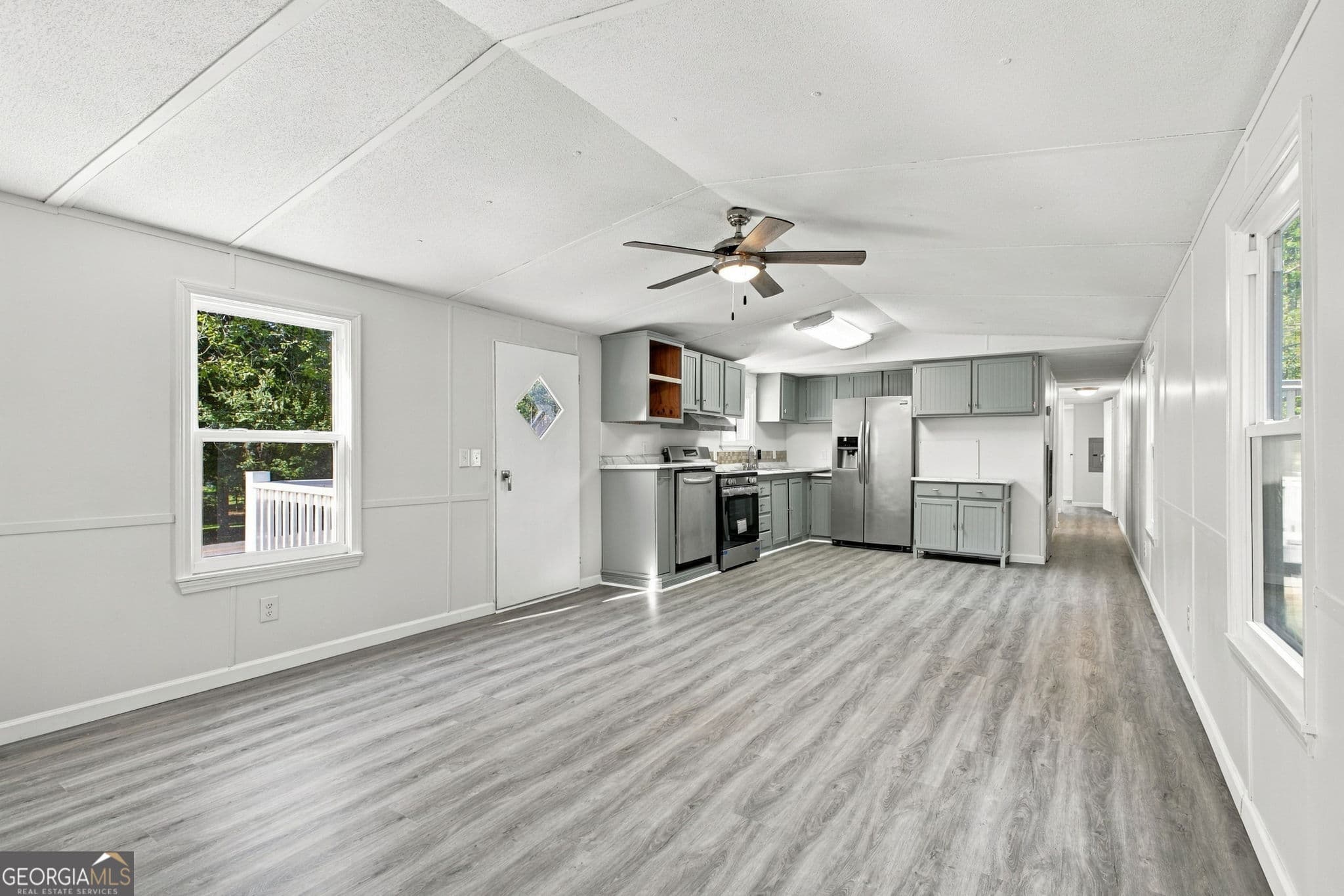 3 bedroom, 2 bathroom, 1,064 sq ft manufactured home,single family residence for sale at 160 Mountain View Road, Trion, GA 30753 — photo 7