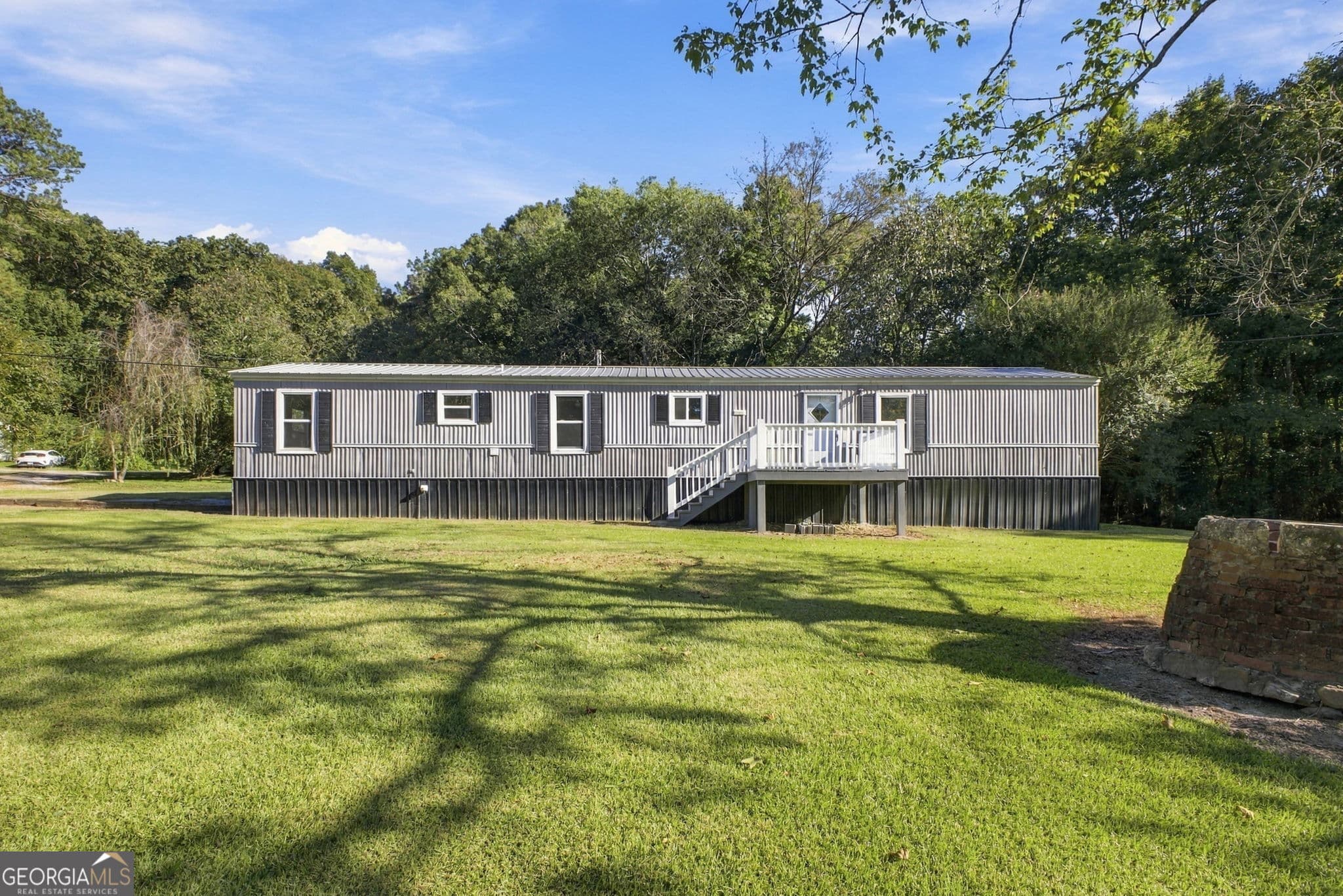 3 bedroom, 2 bathroom, 1,064 sq ft manufactured home,single family residence for sale at 160 Mountain View Road, Trion, GA 30753