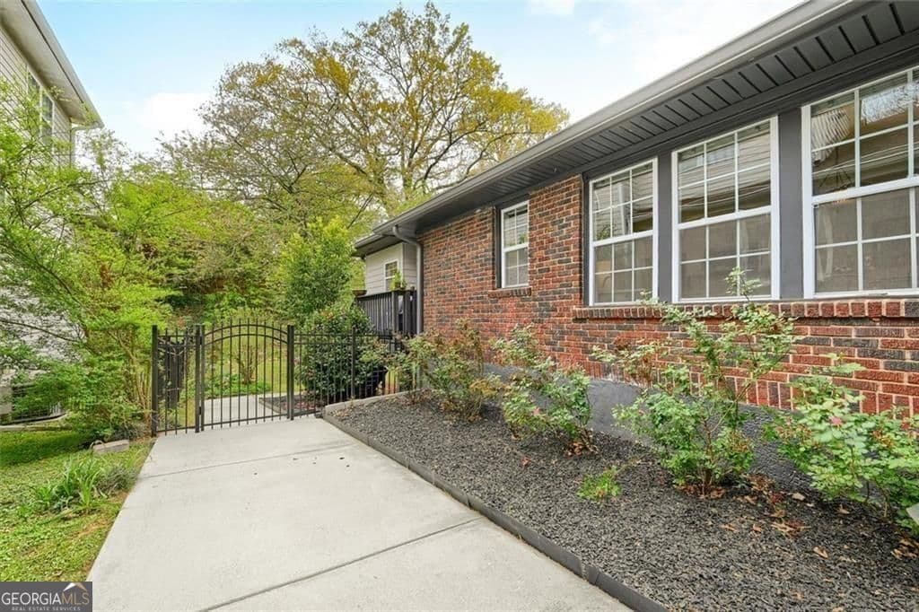 3 bedroom, 2 bathroom, 1,764 sq ft single family residence for sale at 1968 Walker Avenue, College Park, GA 30337 — photo 4