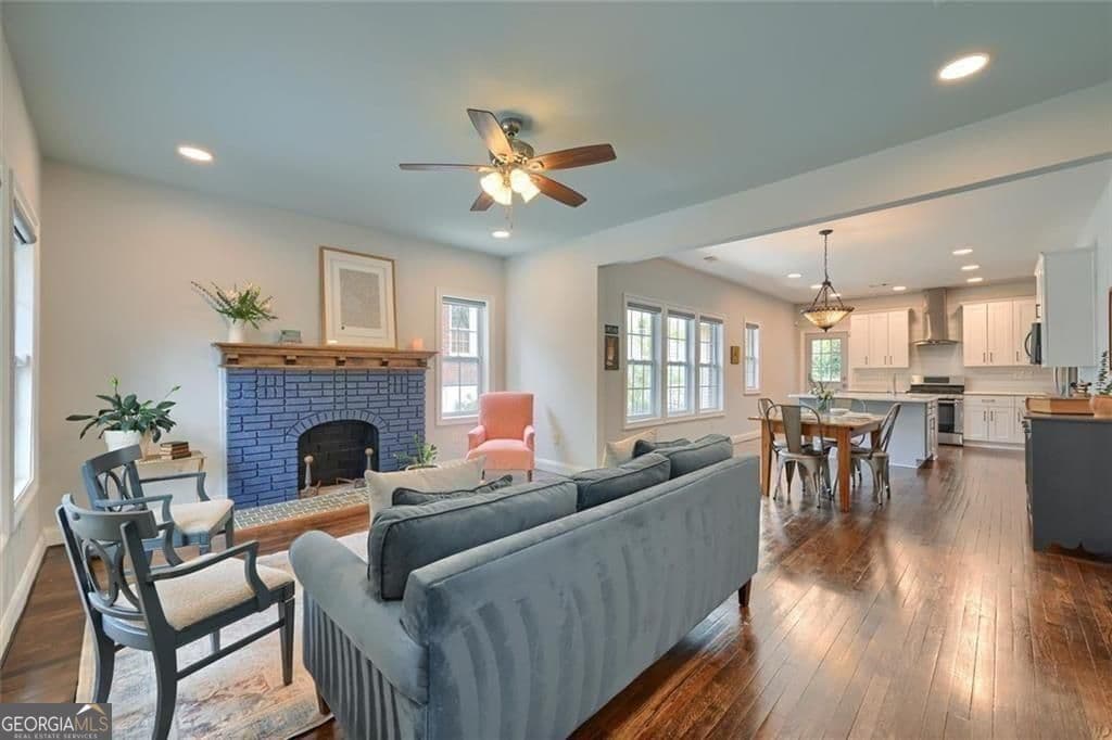 3 bedroom, 2 bathroom, 1,764 sq ft single family residence for sale at 1968 Walker Avenue, College Park, GA 30337 — photo 8