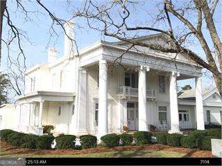 3 bedroom, 2 bathroom, 9,000 sq ft single family residence for sale at 107 Singleton Avenue, Sylvania, GA 30467 — photo 2
