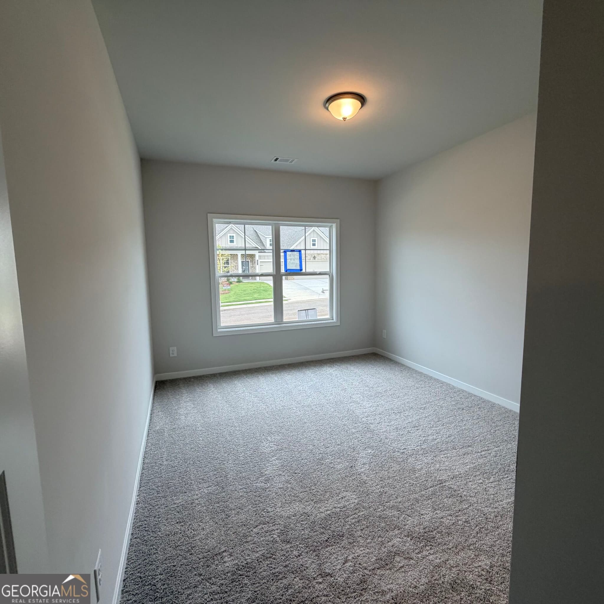 3 bedroom, 2.5 bathroom, 1,868 sq ft single family residence for sale at 32 Piney Grove Court, Auburn, GA 30011 — photo 7