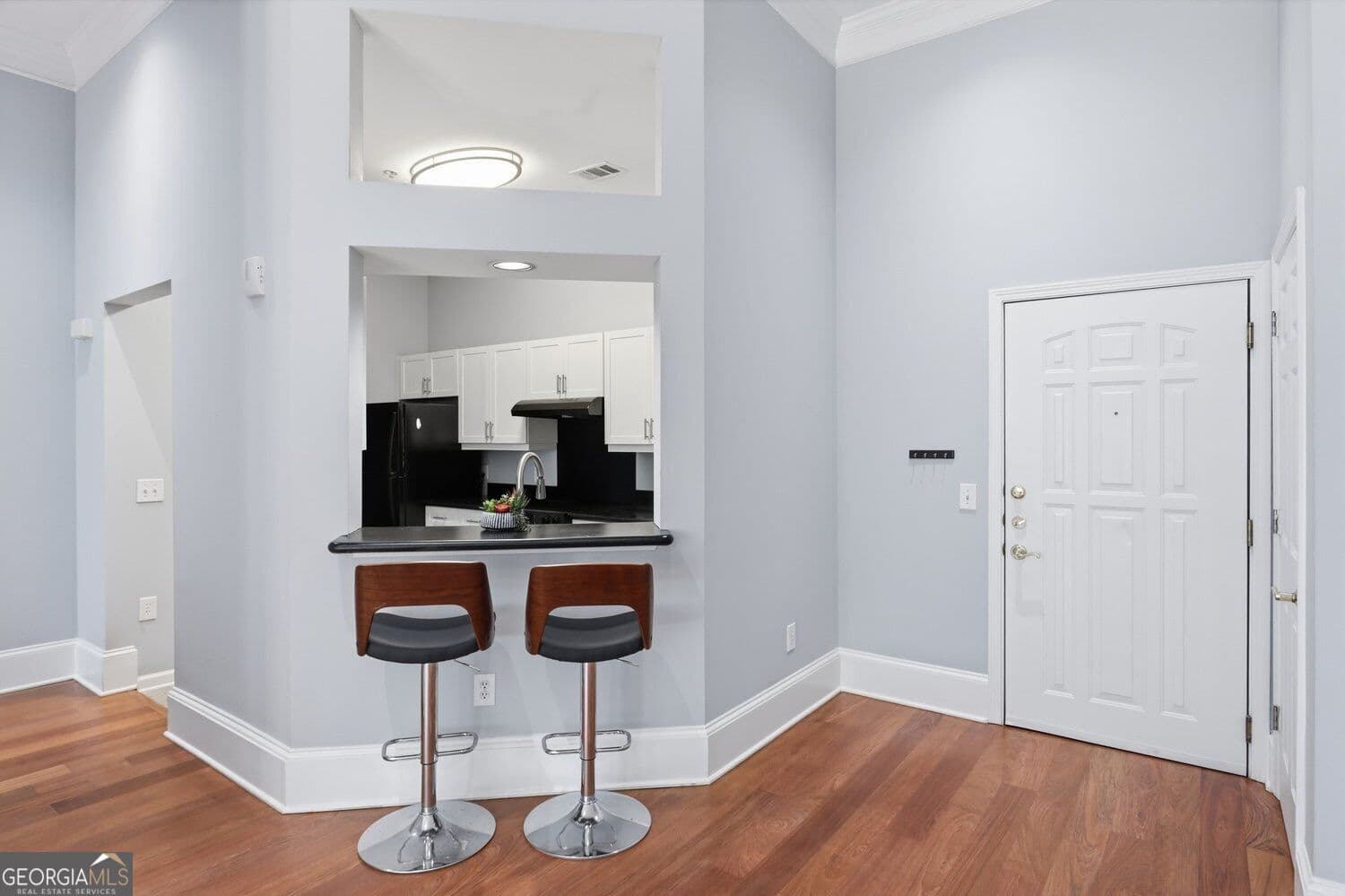 1 bedroom, 1 bathroom, 793 sq ft condominium for sale at 3334 Peachtree Road 1704, Atlanta, GA 30326 — photo 8
