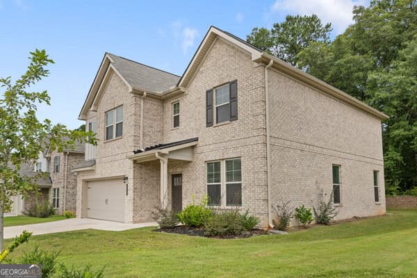 4 bedroom, 4 bathroom, 2,894 sq ft single family residence for sale at 116 Cabin Way, Hampton, GA 30228 — photo 6