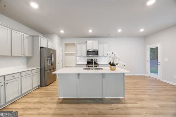 4 bedroom, 4 bathroom, 2,894 sq ft single family residence for sale at 116 Cabin Way, Hampton, GA 30228 — photo 10