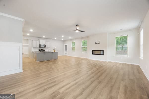 4 bedroom, 4 bathroom, 2,894 sq ft single family residence for sale at 116 Cabin Way, Hampton, GA 30228 — photo 8