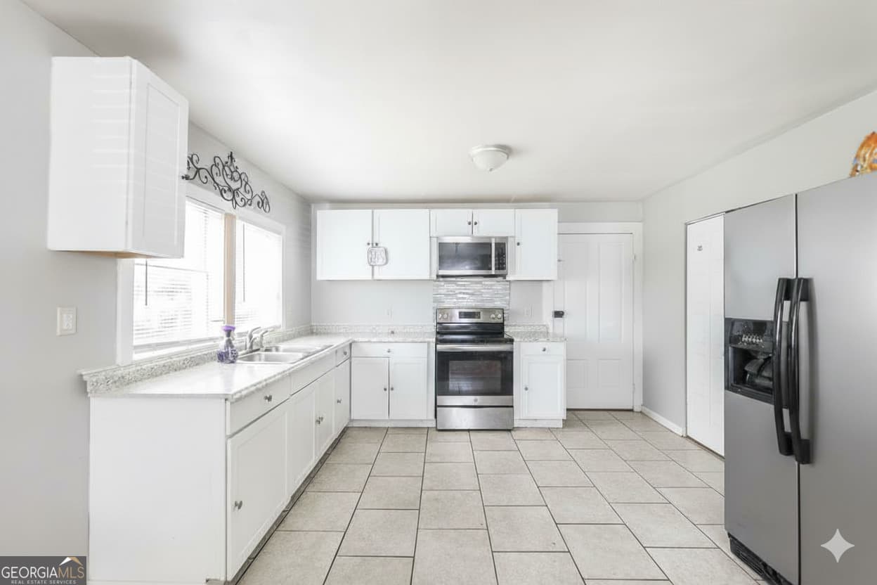 3 bedroom, 1 bathroom, 1,120 sq ft single family residence for sale at 511 Forsyth Street, Montezuma, GA 31063 — photo 7