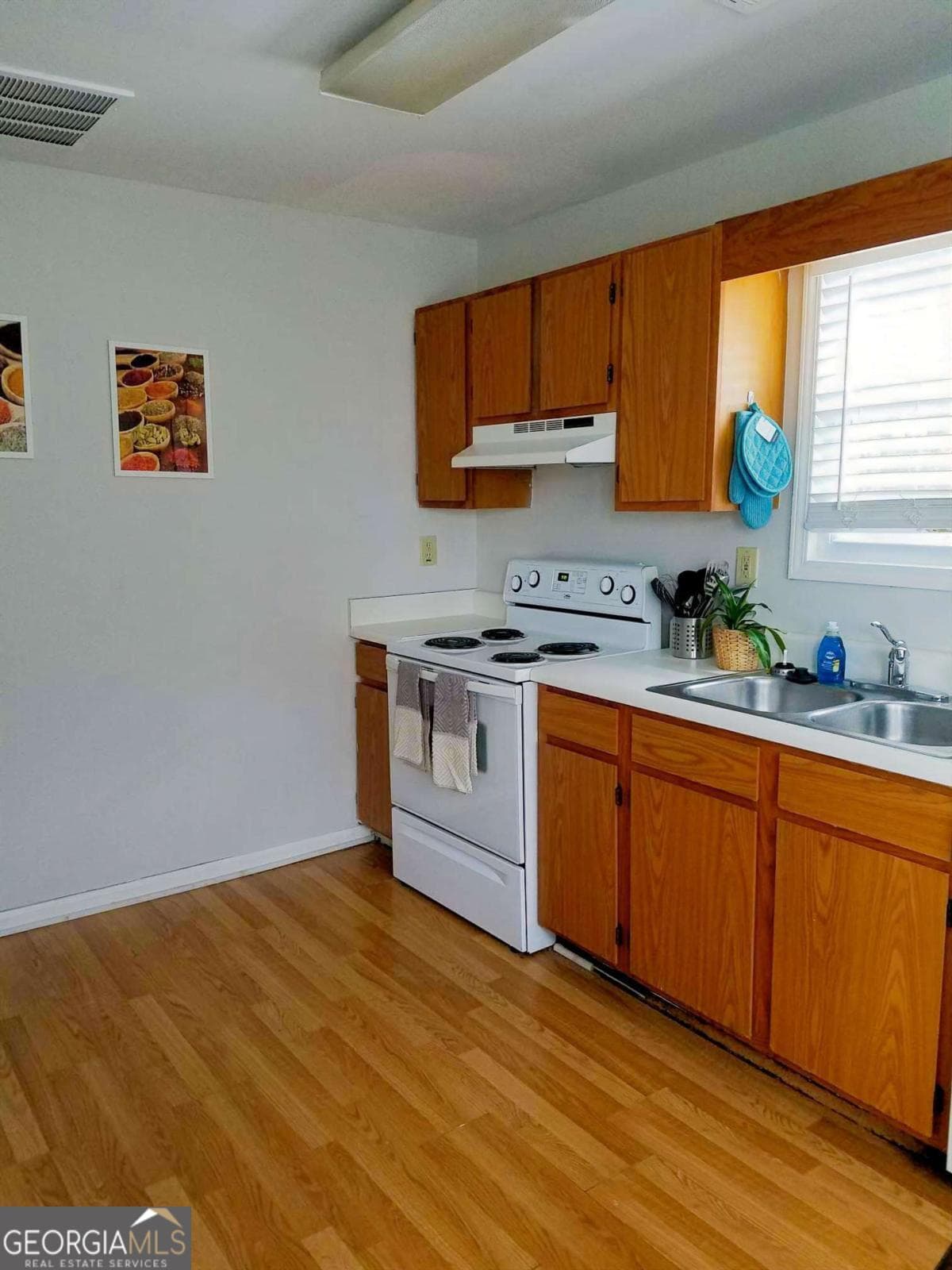 4 bedroom, 4 bathroom, 1,600 sq ft quadruplex for rent at 1738 Taylor Street A2, Atlanta, GA 30318 for $2,700 a month — photo 3