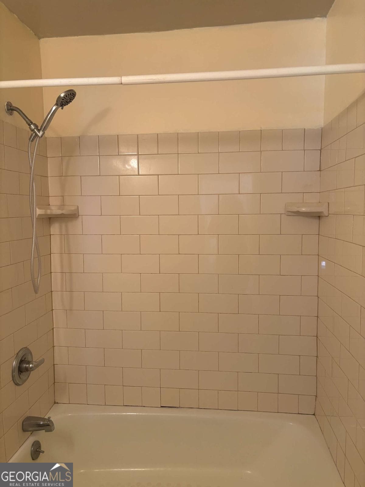 2 bedroom, 1 bathroom, 818 sq ft single family residence for rent at 150 Magnolia Street, Athens, GA 30606 for $1,600 a month — photo 9
