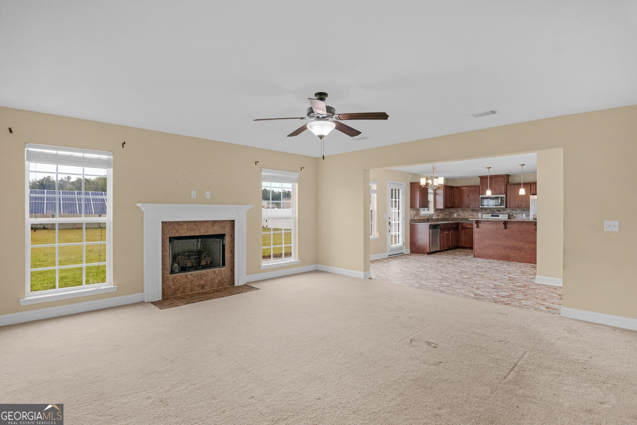 4 bedroom, 2.5 bathroom, 2,686 sq ft single family residence for sale at 491 Nashview Trail, Allenhurst, GA 31301 — photo 2
