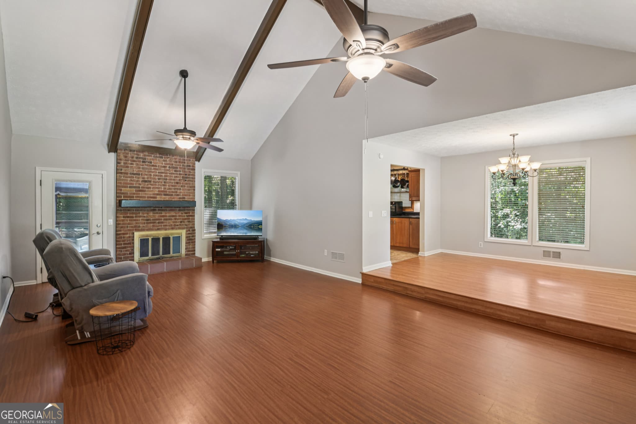 3 bedroom, 2 bathroom, 1,717 sq ft single family residence for sale at 634 Knollwood Circle, Conyers, GA 30094 — photo 8