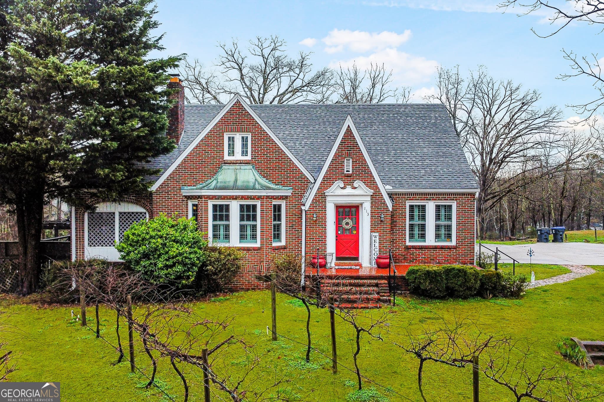 4 bedroom, 3 bathroom, 3,666 sq ft mixed use for sale at 113 W Gordon Street, Villa Rica, GA 30180 — photo 2