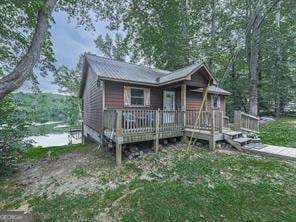 3 bedroom, 1 bathroom, 1,728 sq ft single family residence for sale at 688 Twin Mountain Lake Drive, Talking Rock, GA 30175 — photo 1 of 25