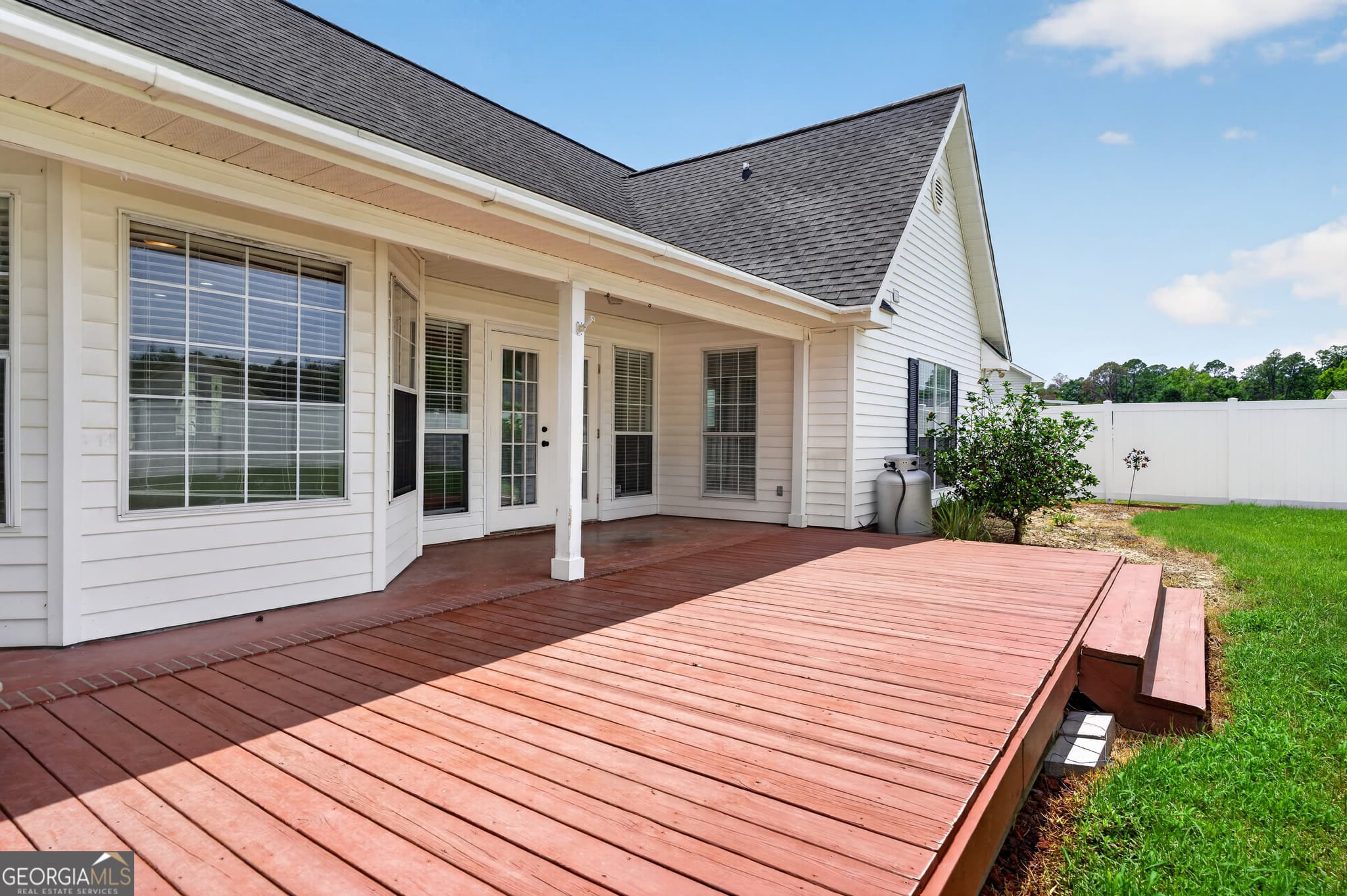 4 bedroom, 2 bathroom, 1,947 sq ft single family residence for sale at 3808 DEER RUN Drive, Blackshear, GA 31516 — photo 7