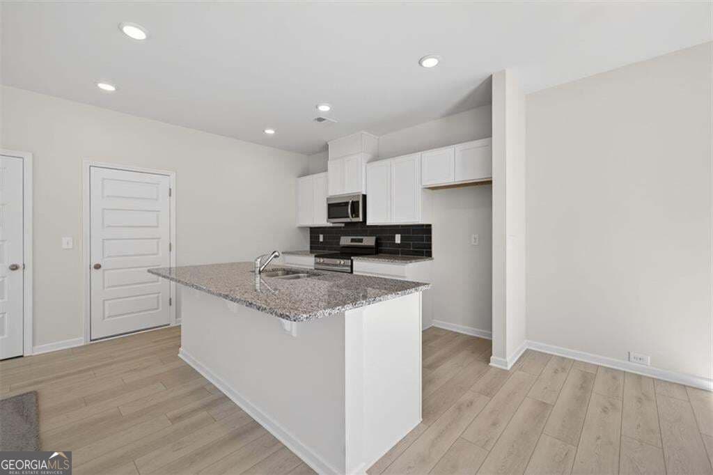 3 bedroom, 2.5 bathroom, 1,703 sq ft townhouse for sale at 279 Alameda Street 47, Loganville, GA 30052 — photo 9