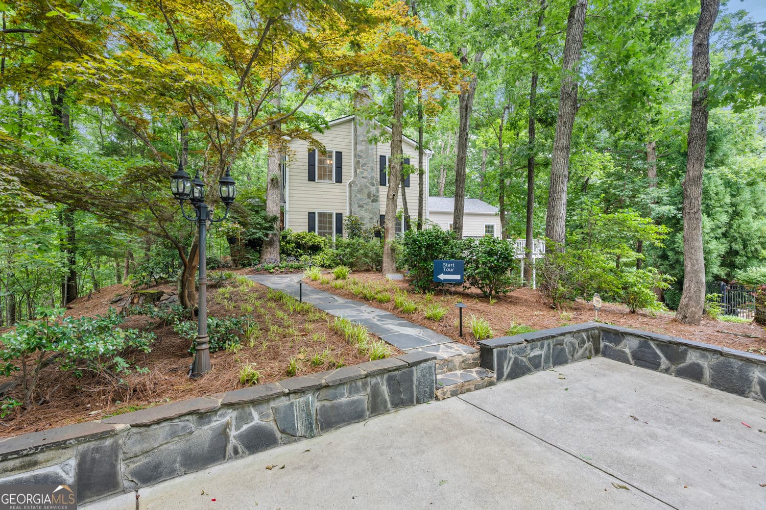 5 bedroom, 5 bathroom, 6,288 sq ft single family residence for sale at 3300 Jim Moore Road, Dacula, GA 30019 — photo 7