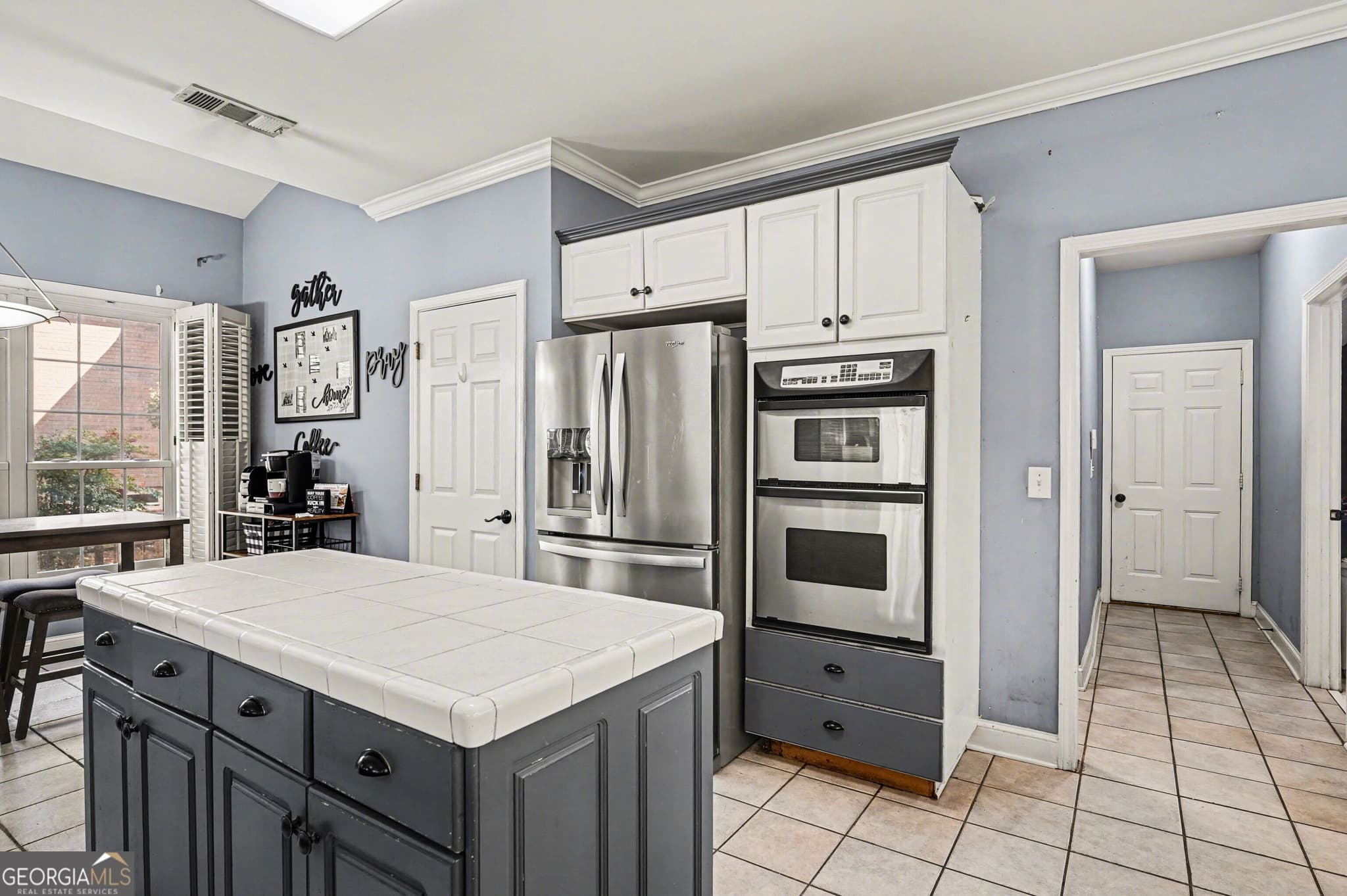 5 bedroom, 5 bathroom, 2,976 sq ft single family residence for sale at 158 Eagles Club Drive, Stockbridge, GA 30281 — photo 3