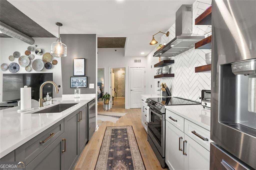 1 bedroom, 1 bathroom, 897 sq ft condominium for sale at 923 Peachtree Street 939, Atlanta, GA 30309 — photo 10