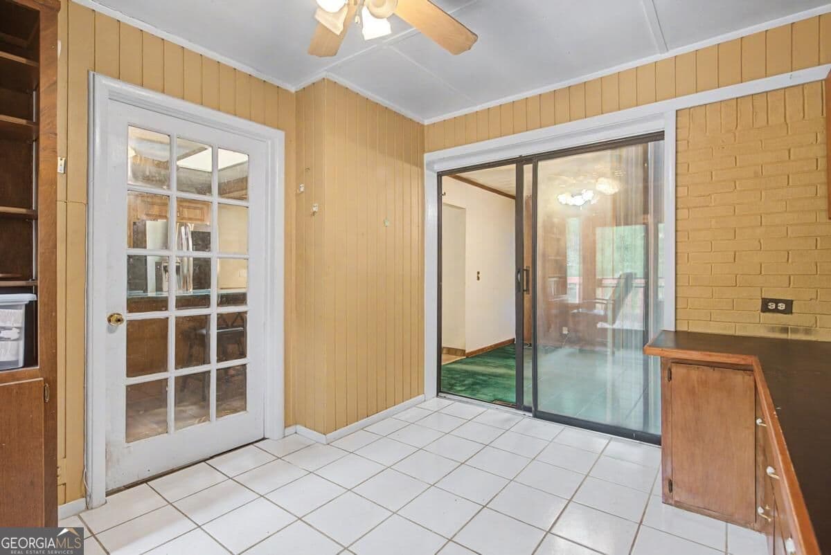 5 bedroom, 4 bathroom, 4,889 sq ft single family residence for sale at 1278 Poplarcrest Circle, Atlanta, GA 30316 — photo 6
