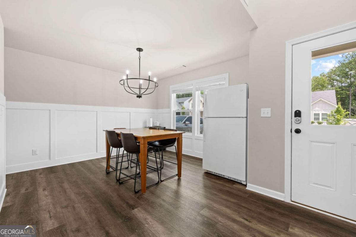 5 bedroom, 3 bathroom, 2,661 sq ft single family residence for sale at 44 Fox Creek Drive, Braselton, GA 30517 — photo 10