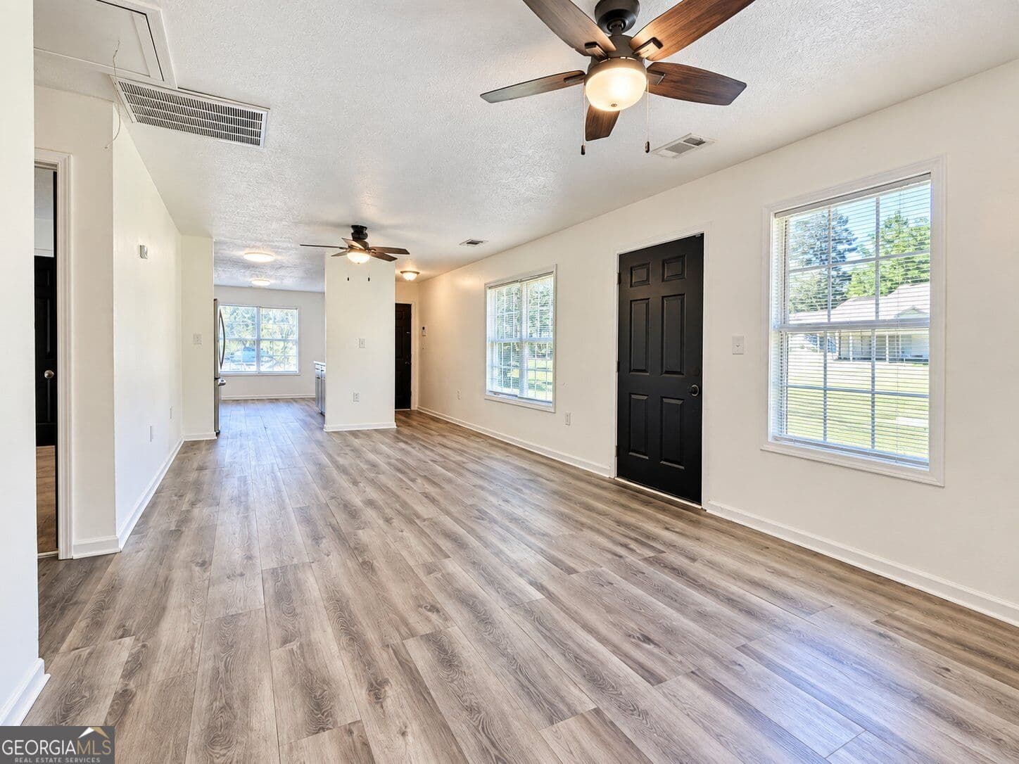 4 bedroom, 3 bathroom, 1,376 sq ft single family residence for sale at 200 Pine Ridge Drive, Carrollton, GA 30117 — photo 6