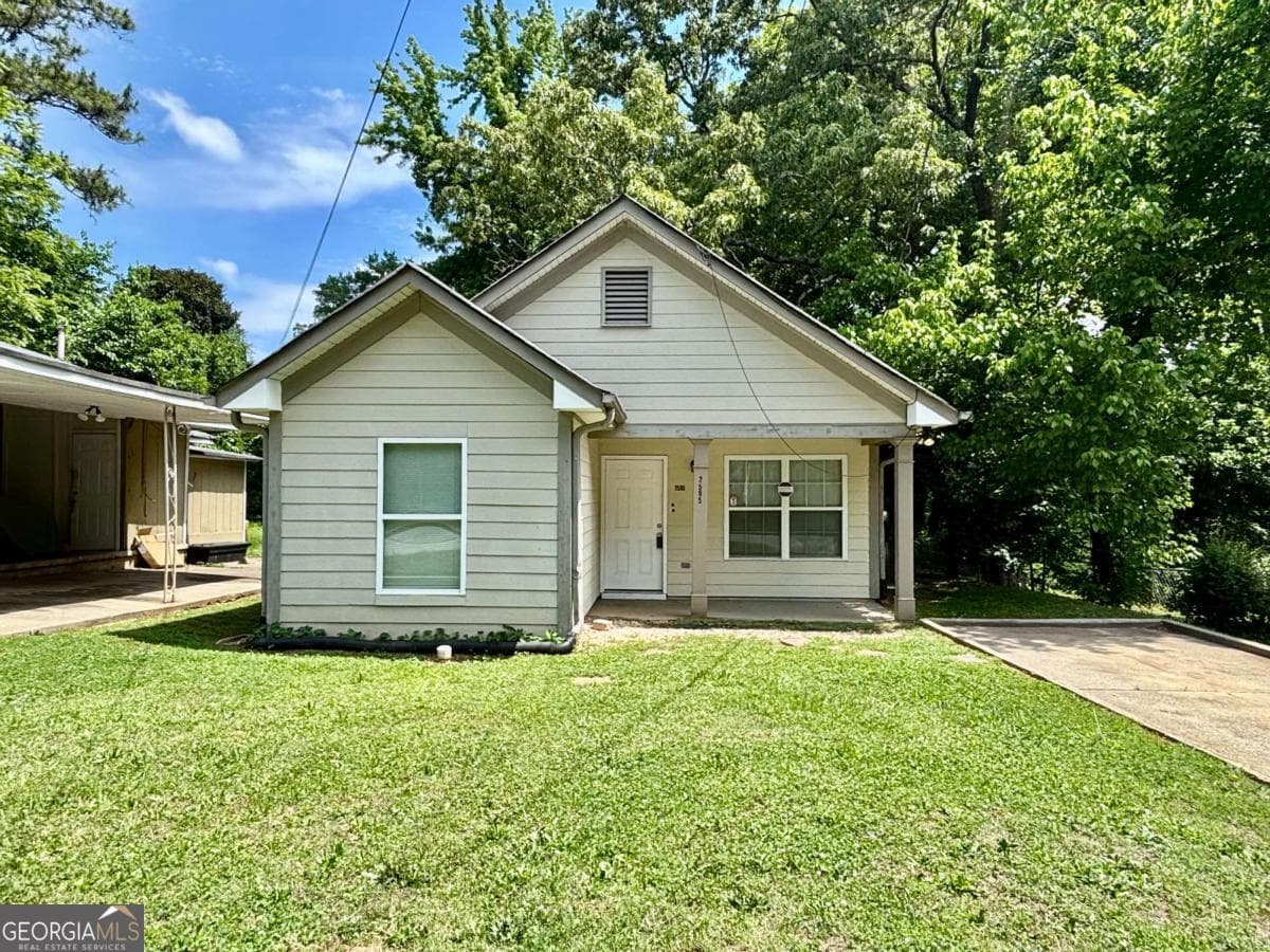 4 bedroom, 2 bathroom single family residence for rent at 2595 Elliott Street, Atlanta, GA 30318 for $1,500 a month — photo 1 of 1