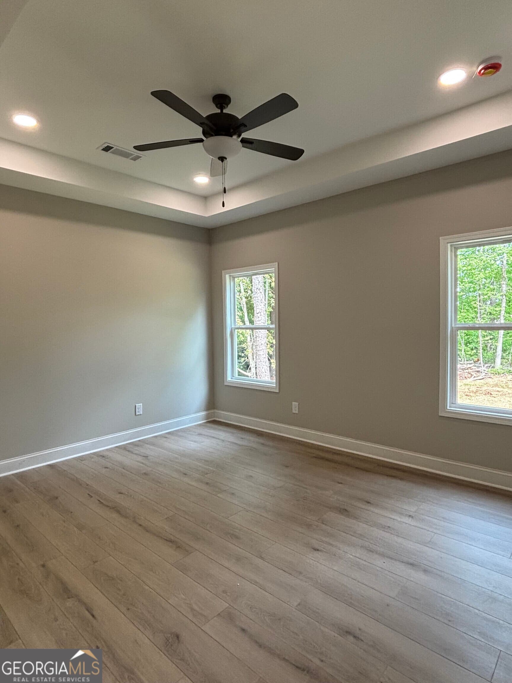 3 bedroom, 2 bathroom, 1,350 sq ft single family residence for sale at 260 Riverbend Drive, Covington, GA 30014 — photo 5