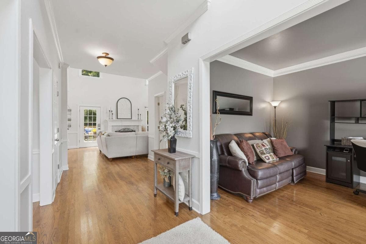 4 bedroom, 2.5 bathroom, 2,068 sq ft single family residence for sale at 5640 Charleston Bay Drive, Cumming, GA 30041 — photo 5