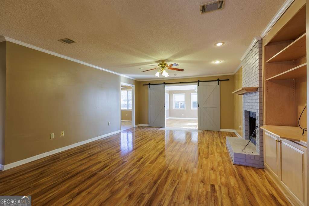 4 bedroom, 2 bathroom single family residence for sale at 5318 Mimosa Circle, Lake Park, GA 31636 — photo 3