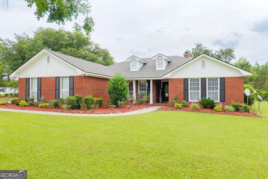 4 bedroom, 2 bathroom single family residence for sale at 5318 Mimosa Circle, Lake Park, GA 31636