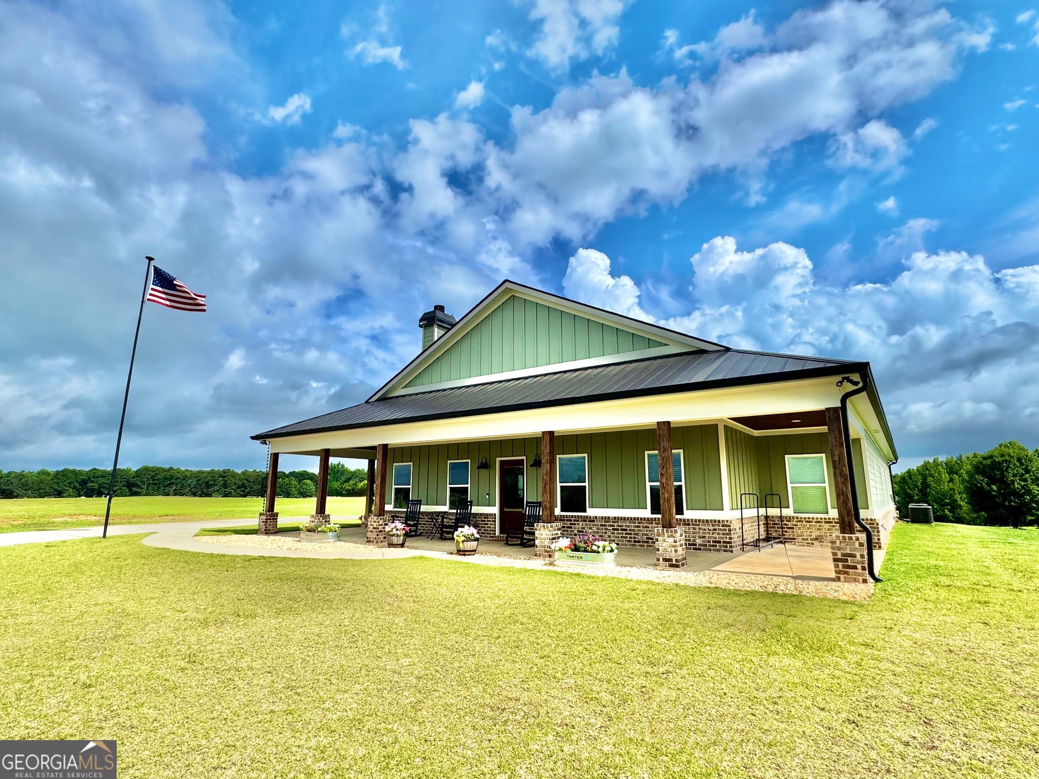 4 bedroom, 4 bathroom, 4,060 sq ft single family residence for sale at 542 Spears Lane, Mansfield, GA 30055