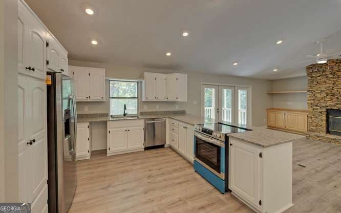 3 bedroom, 2.5 bathroom, 3,436 sq ft single family residence for sale at 581 Ivy Knob Lane, Hayesville, NC 28904 — photo 10