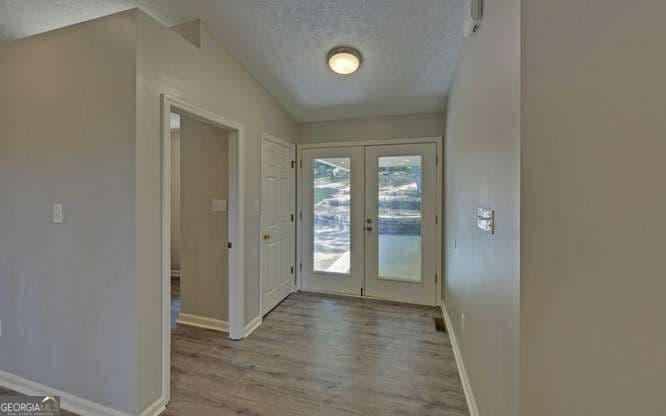 3 bedroom, 2.5 bathroom, 3,436 sq ft single family residence for sale at 581 Ivy Knob Lane, Hayesville, NC 28904 — photo 4