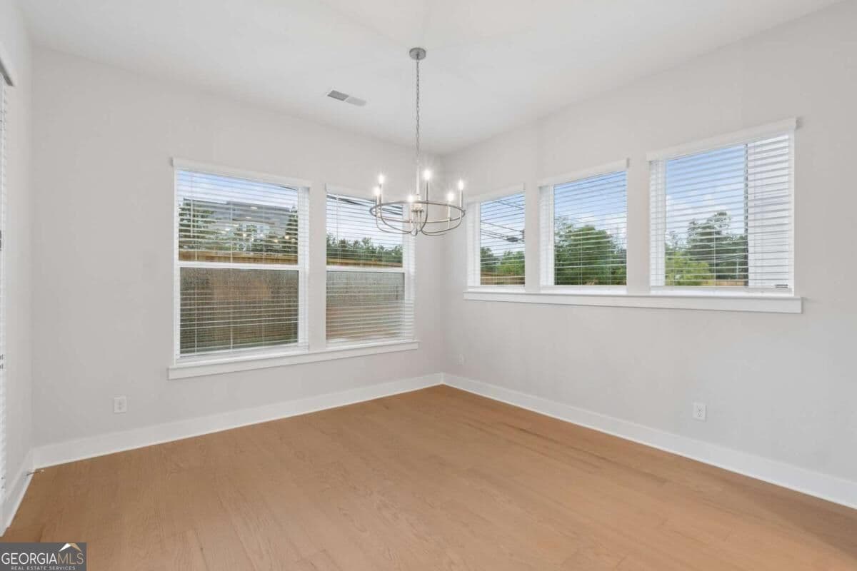 4 bedroom, 4 bathroom, 3,008 sq ft single family residence for sale at 305 Beebalm Street, Woodstock, GA 30188 — photo 10