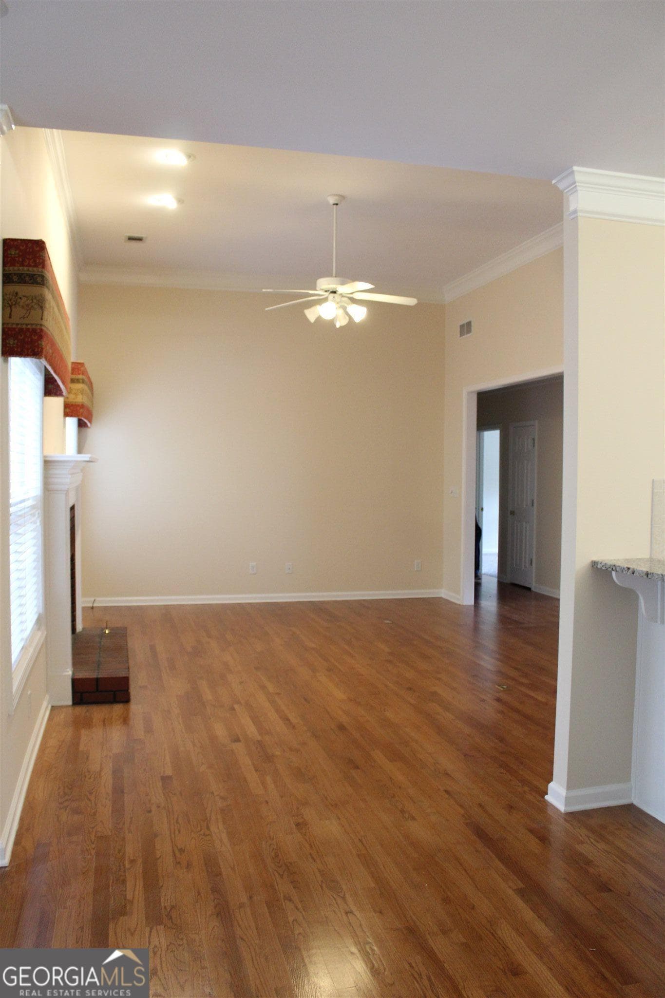 5 bedroom, 3.5 bathroom, 3,756 sq ft single family residence for rent at 149 Walnut Ridge Drive, Hoschton, GA 30548 for $2,600 a month — photo 10