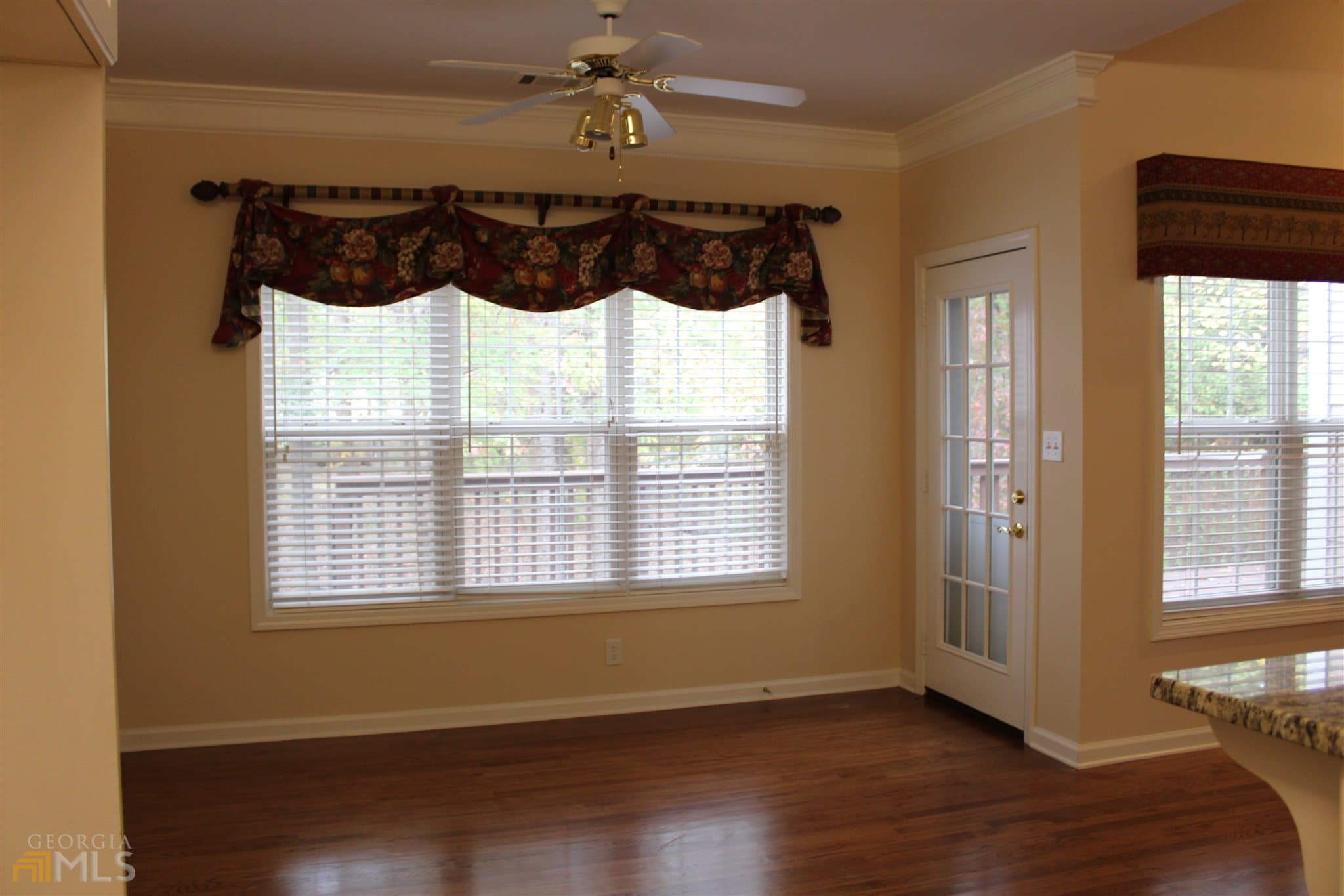 5 bedroom, 3.5 bathroom, 3,756 sq ft single family residence for rent at 149 Walnut Ridge Drive, Hoschton, GA 30548 for $2,600 a month — photo 8